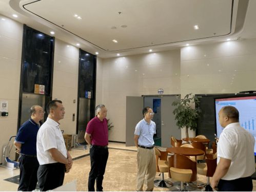 縣政協(xié)到園區(qū)調(diào)研 聚集創(chuàng)新人才引領(lǐng)實體經(jīng)濟(jì)轉(zhuǎn)型升級